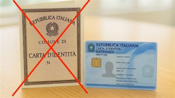 NO carta di identità cartacea. SI carta di identità elettronica